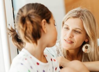 ๐ How Reading Stories Helps Kids Understand Emotions