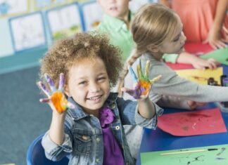 ๐จ How Art Activities Help Kids Build Confidence