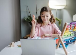 ๐ How Kids Can Learn New Skills Online