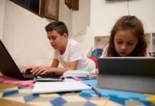 π How Kids Can Learn Faster with Online Tools